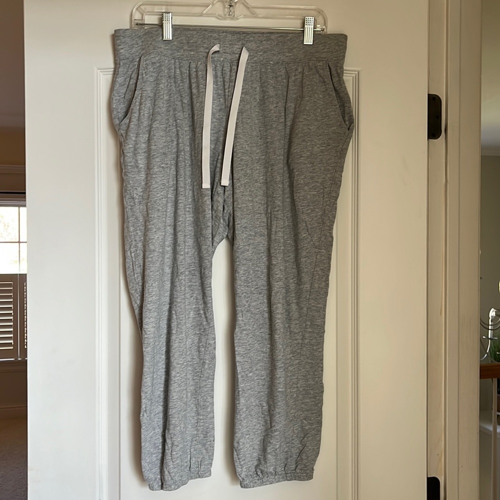 Gap Love Lightweight bottoms